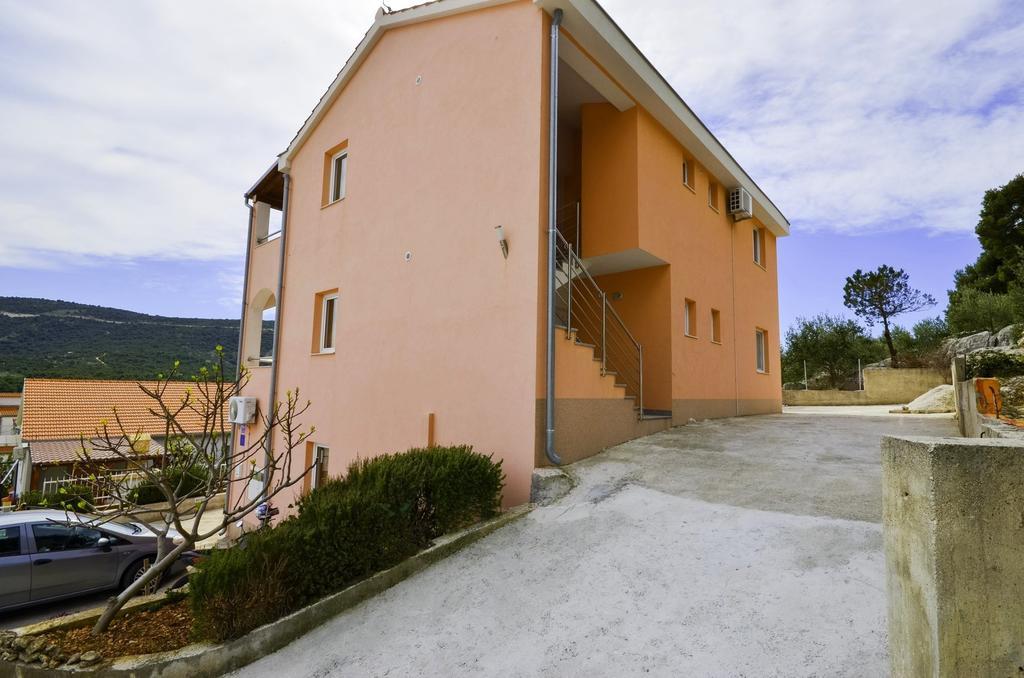 Apartments Iva Marina Exterior foto